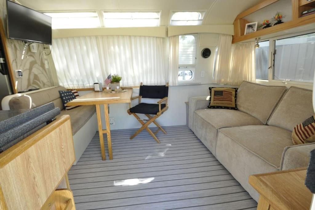 Airstream Retro Usa Caravan Earnewâld Exterior foto